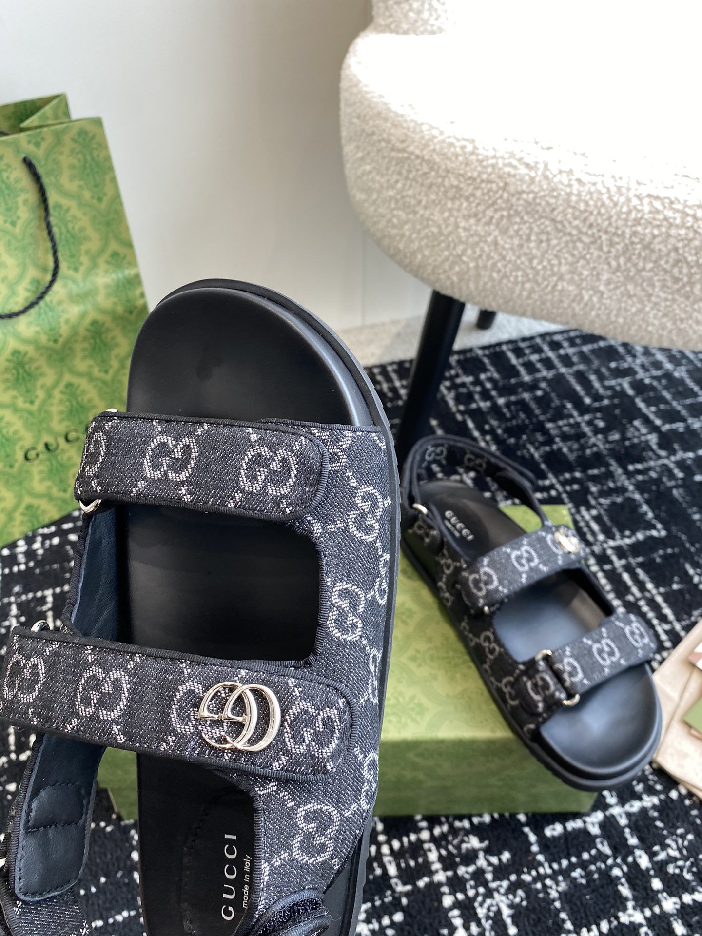 GUCCI 