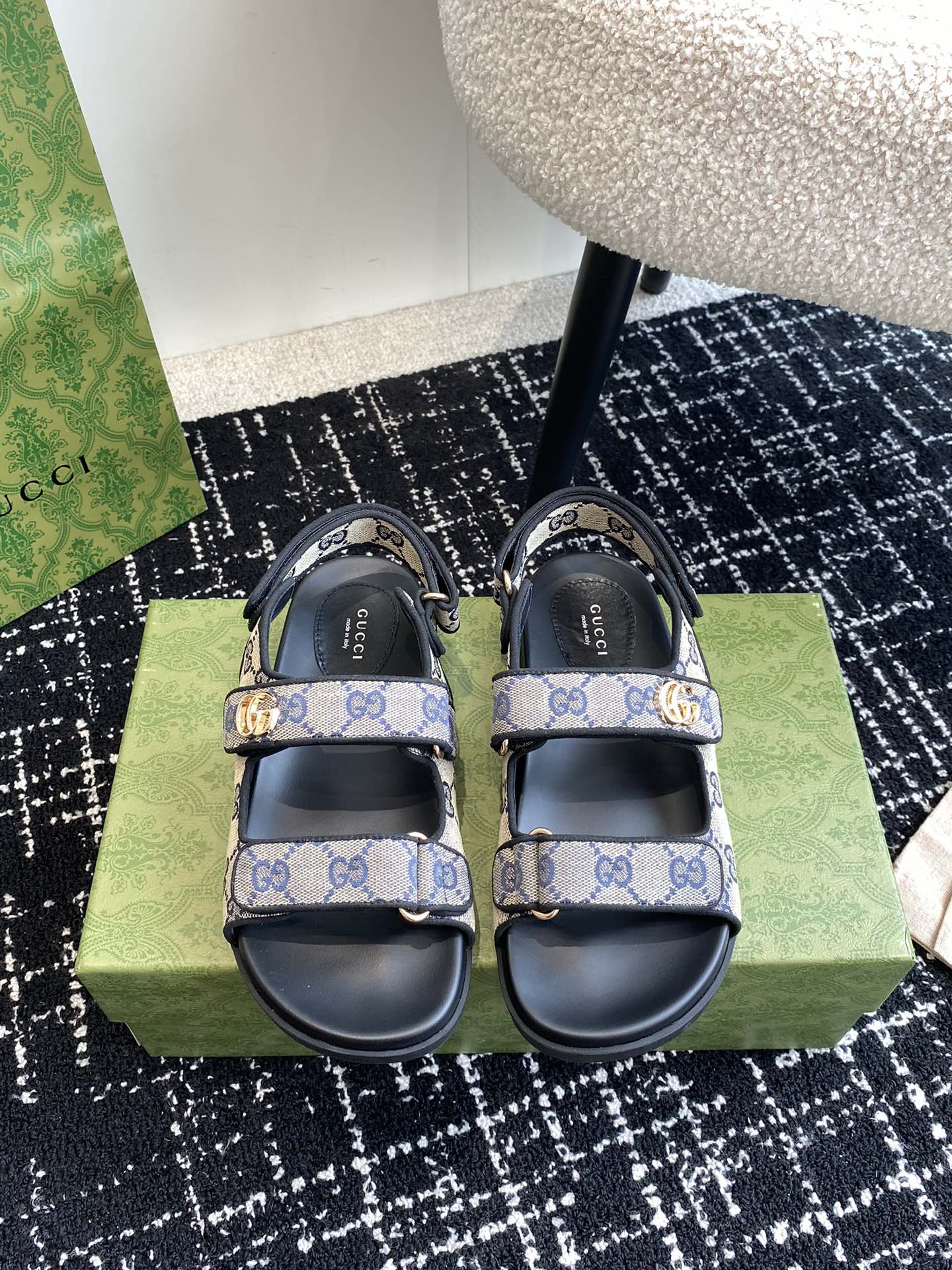 GUCCI 