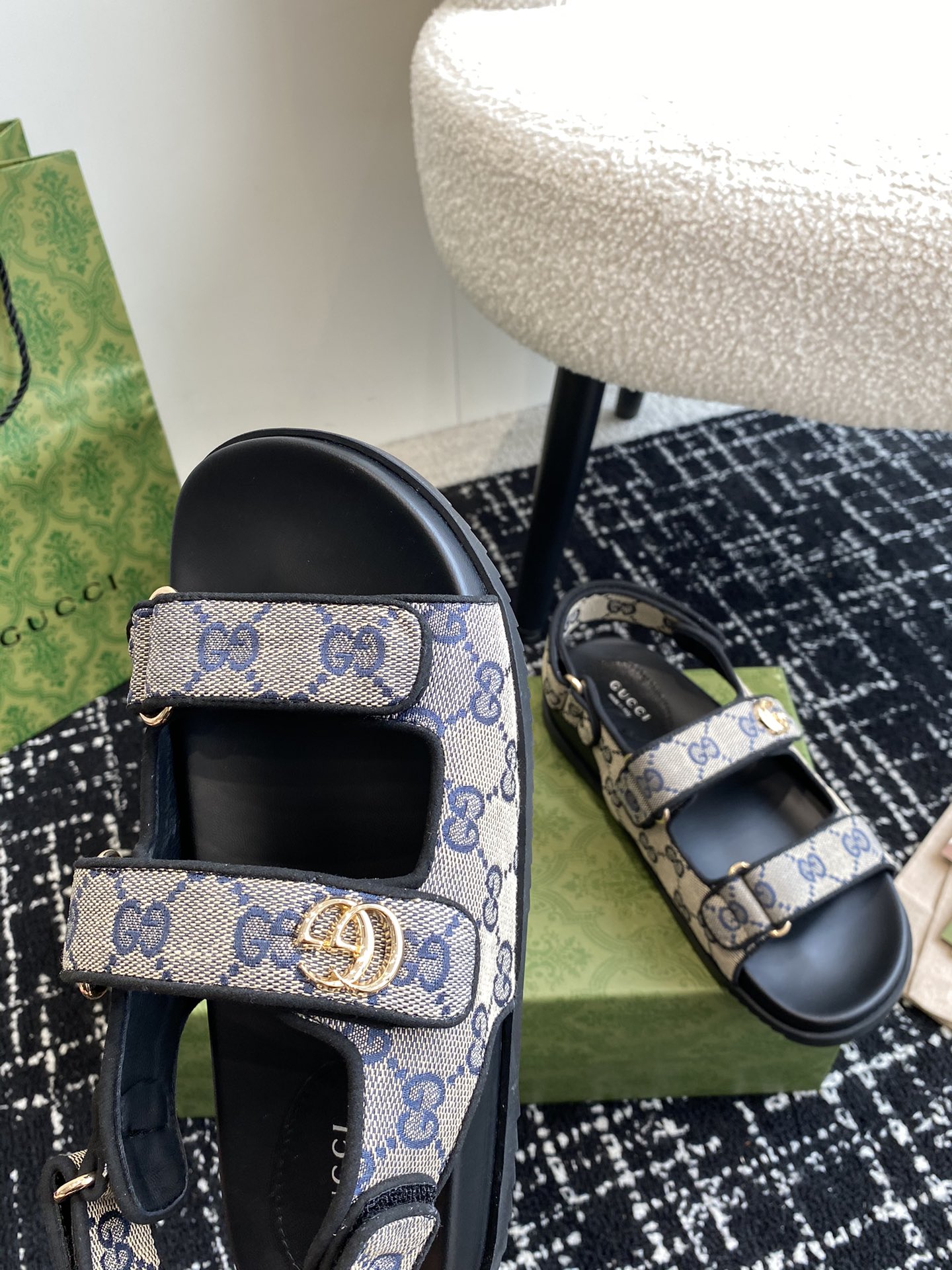 GUCCI 