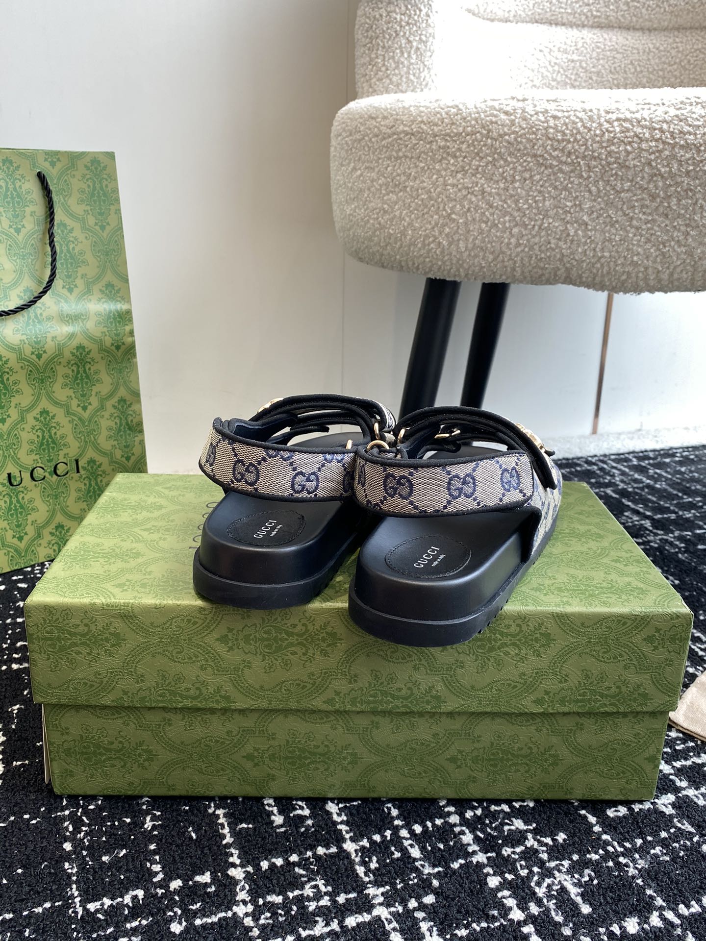 GUCCI 