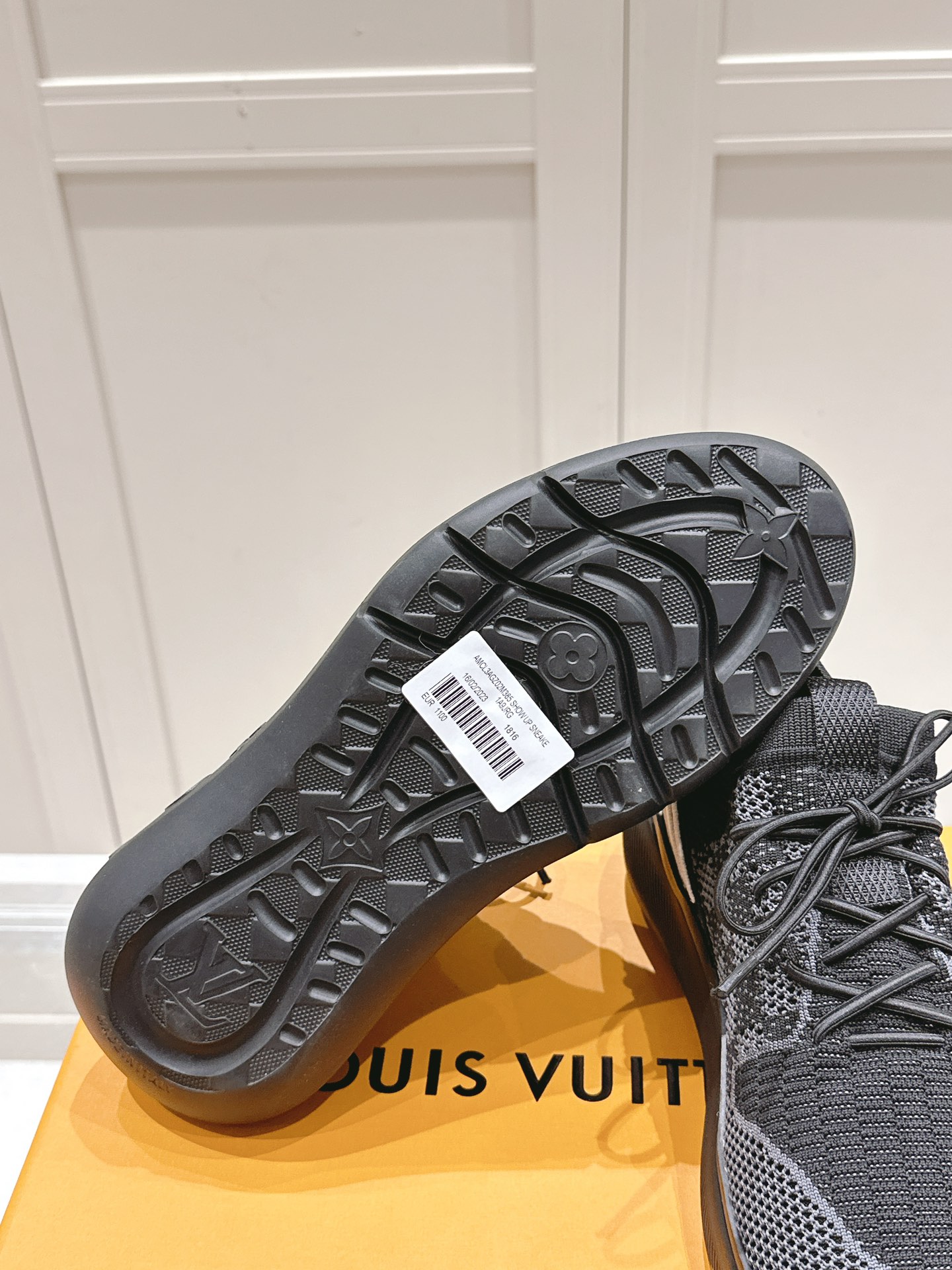LV