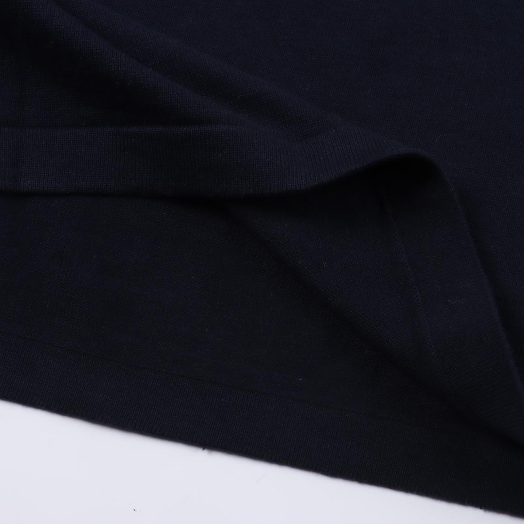 LV Knitwear