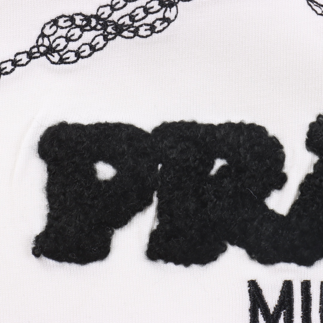 Prada Tshirt