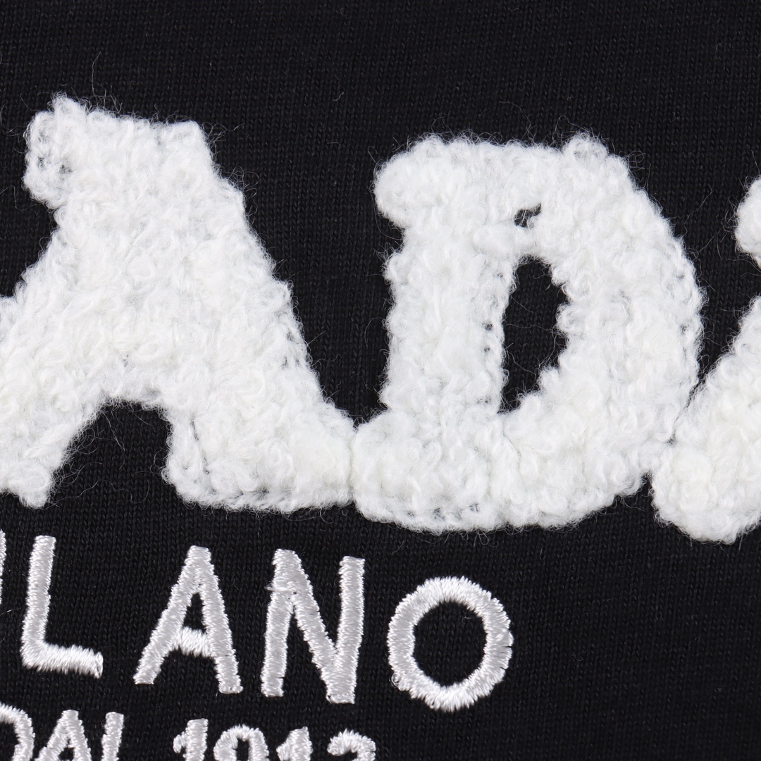 Prada Tshirt
