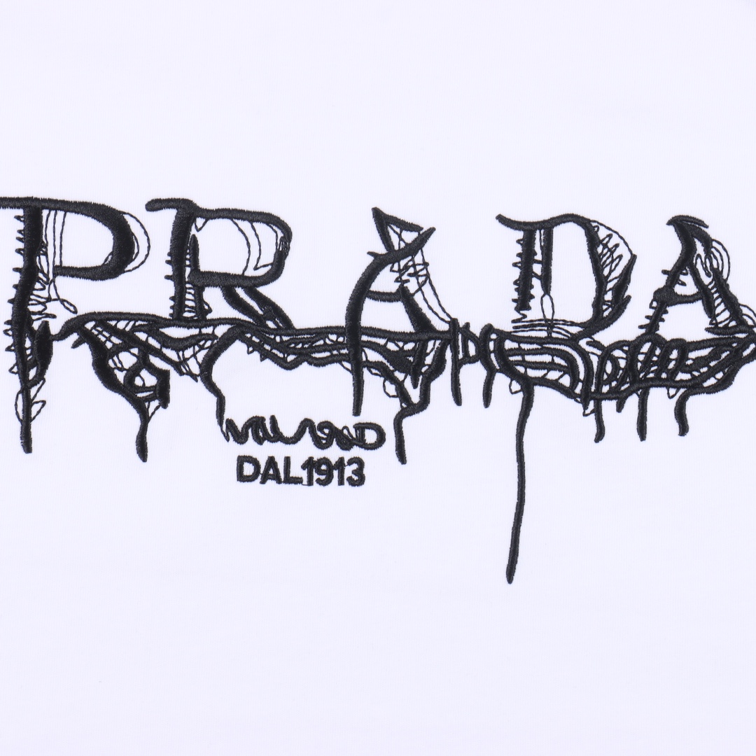 Prada Tshirt