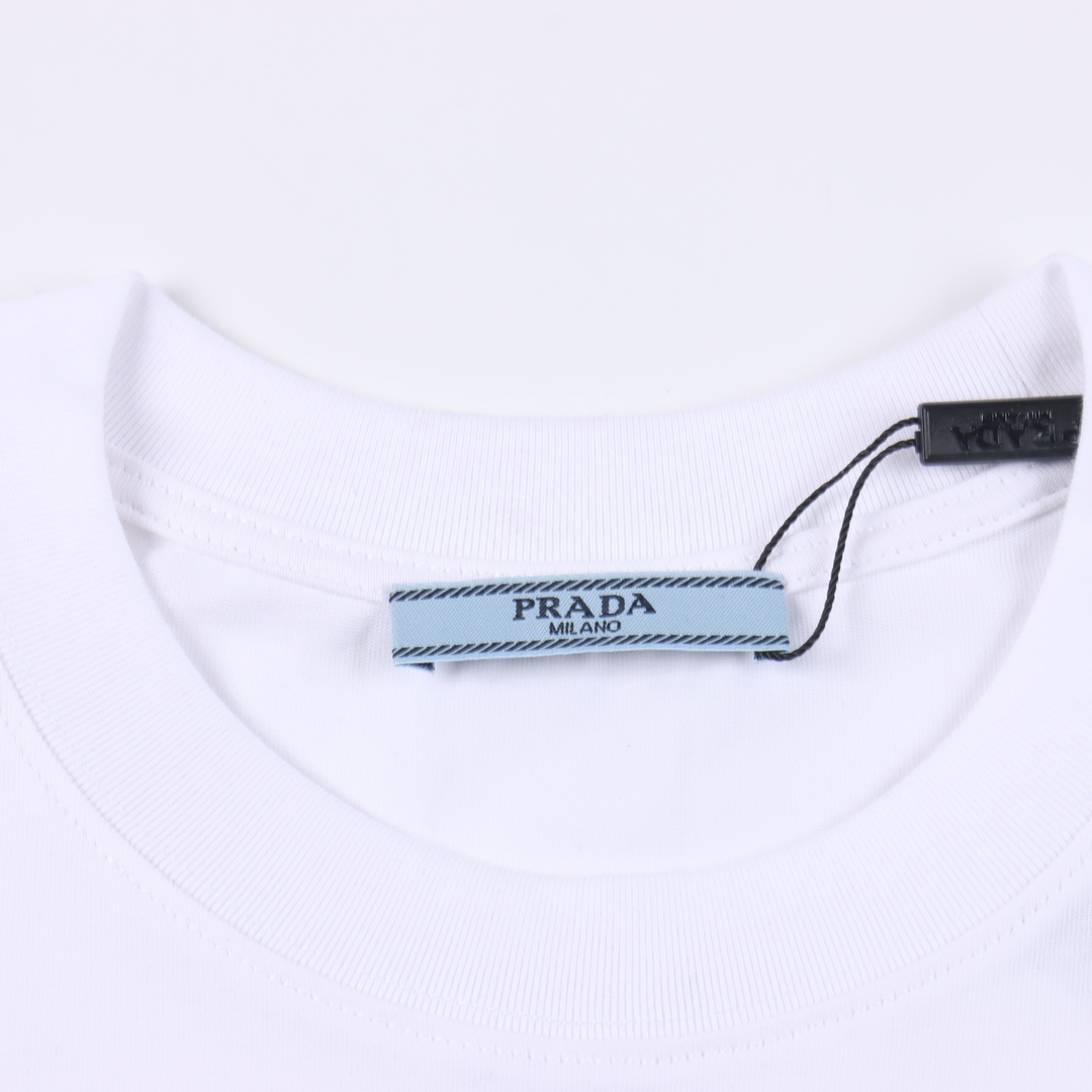 Prada Tshirt