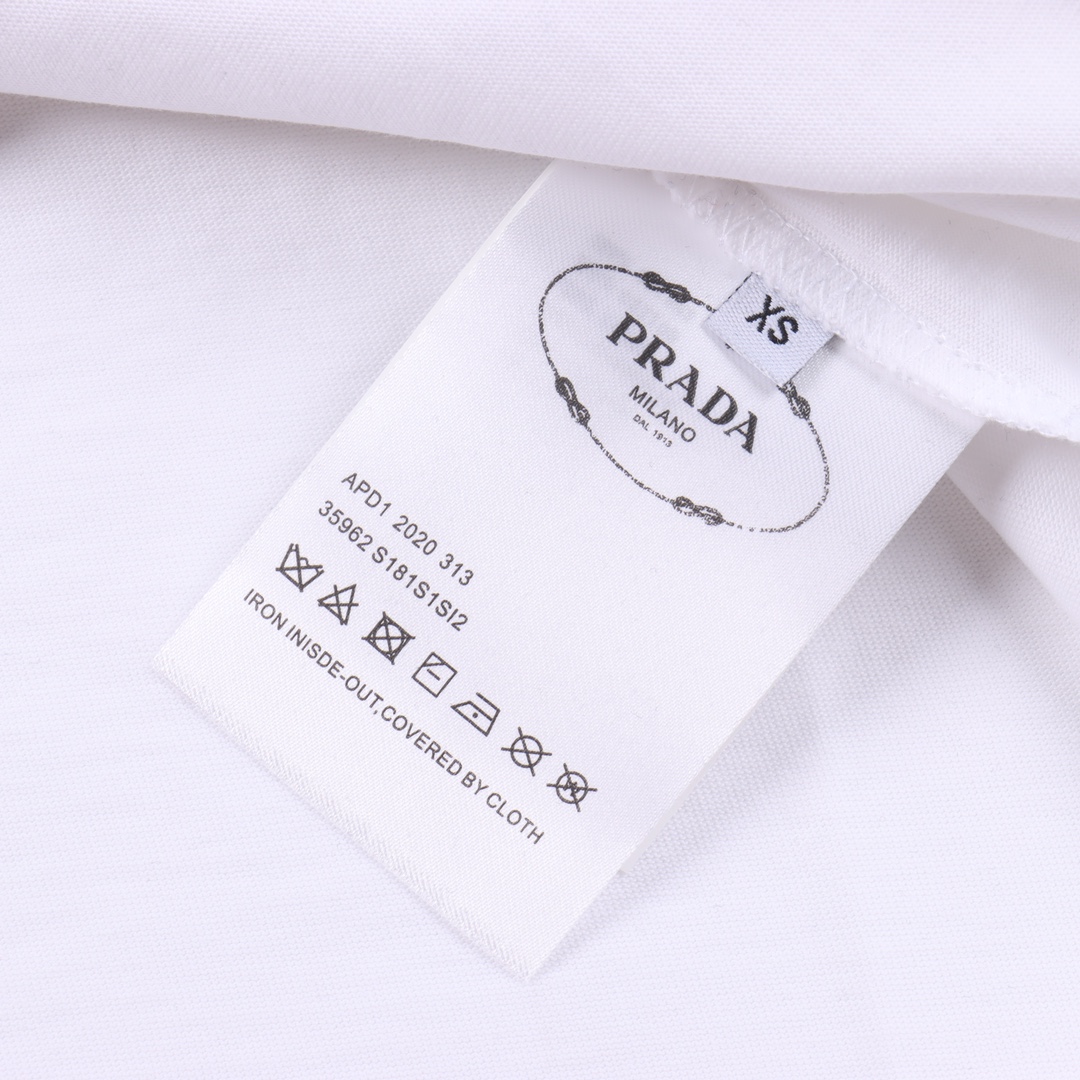 Prada Tshirt