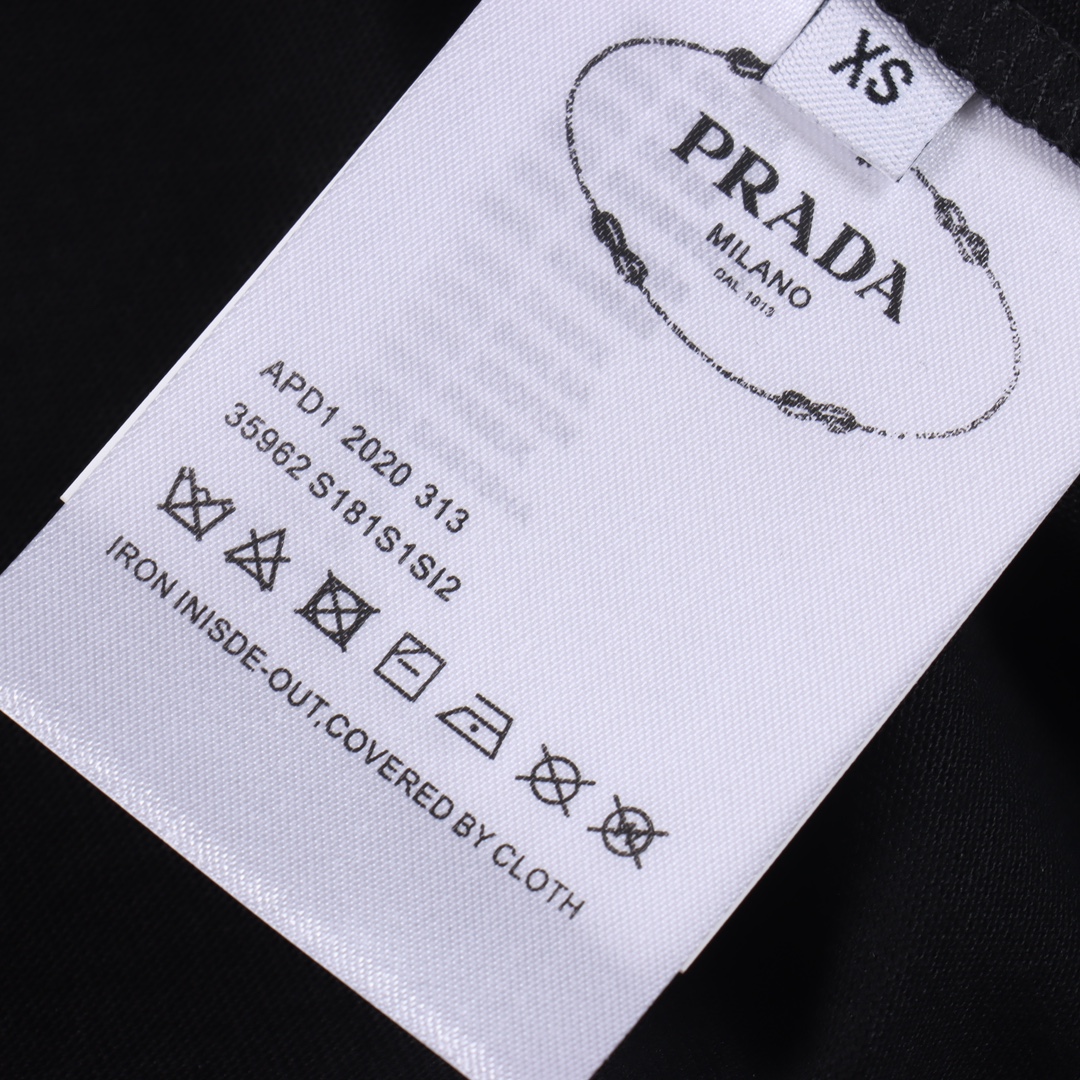 Prada Tshirt