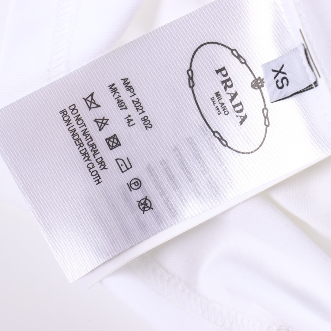 Prada Tshirt