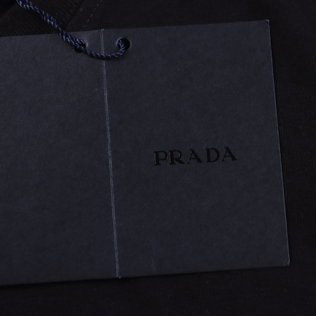 Prada Tshirt