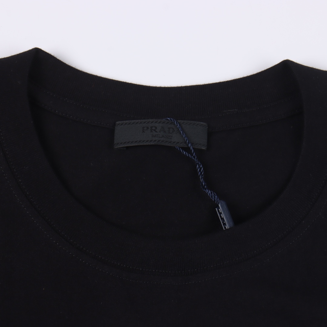 Prada Tshirt
