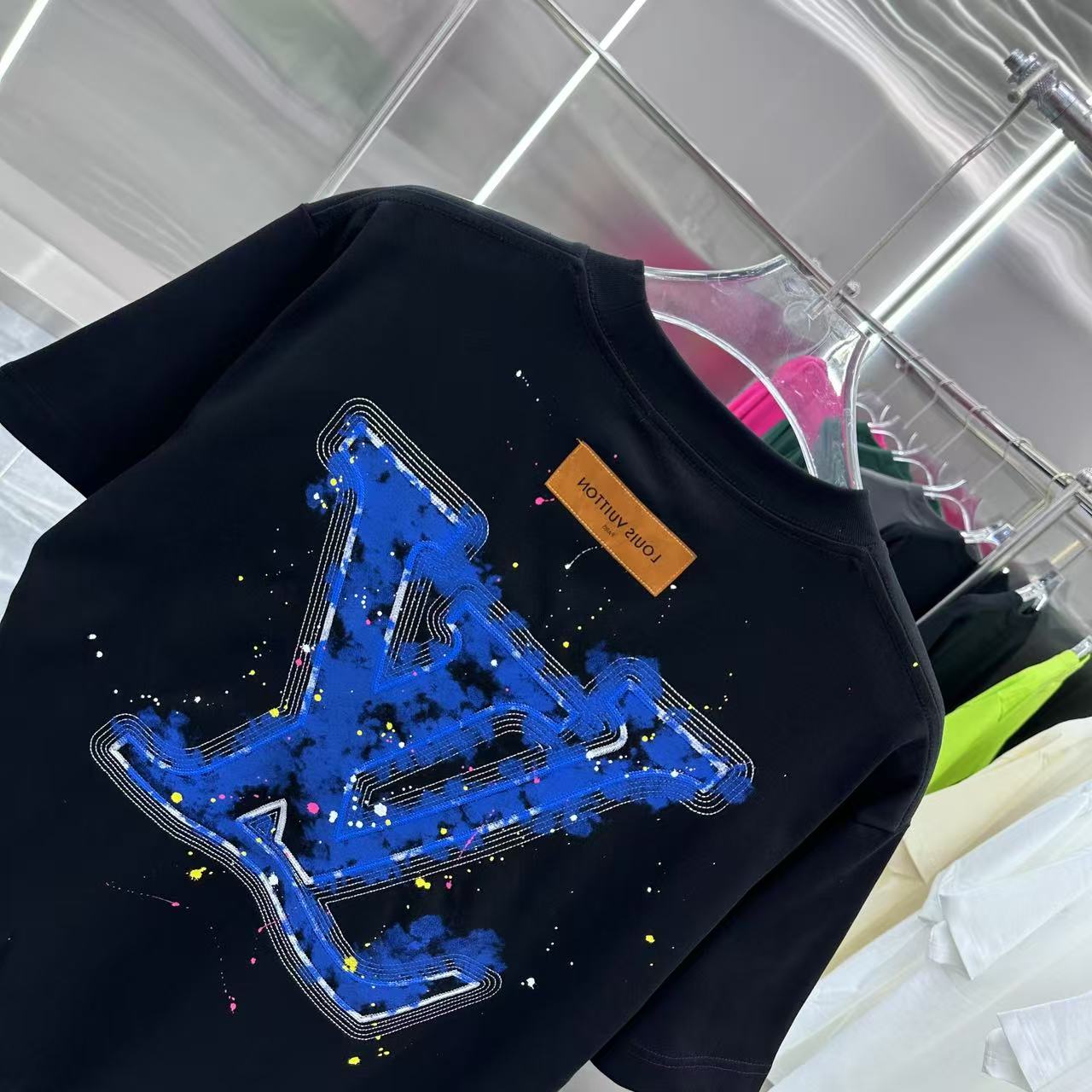 LV T-SHIRT