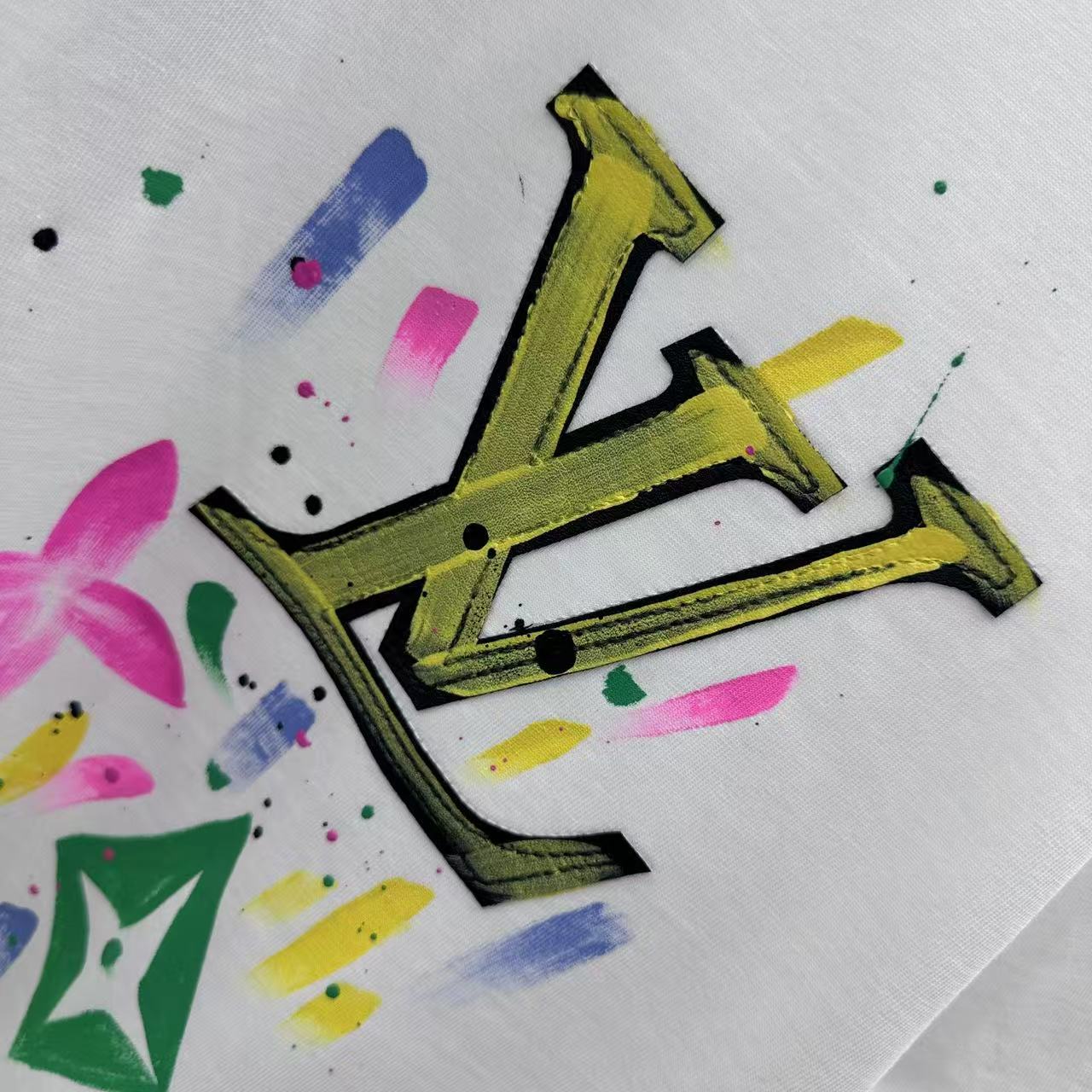 LV T-SHIRT