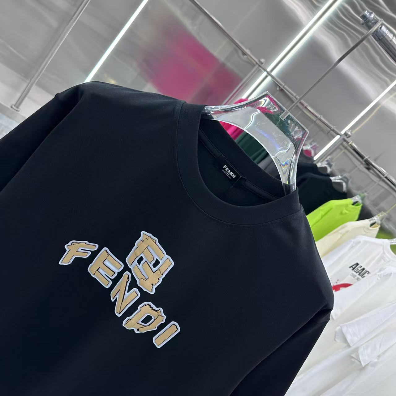 FENDI T-SHIRT