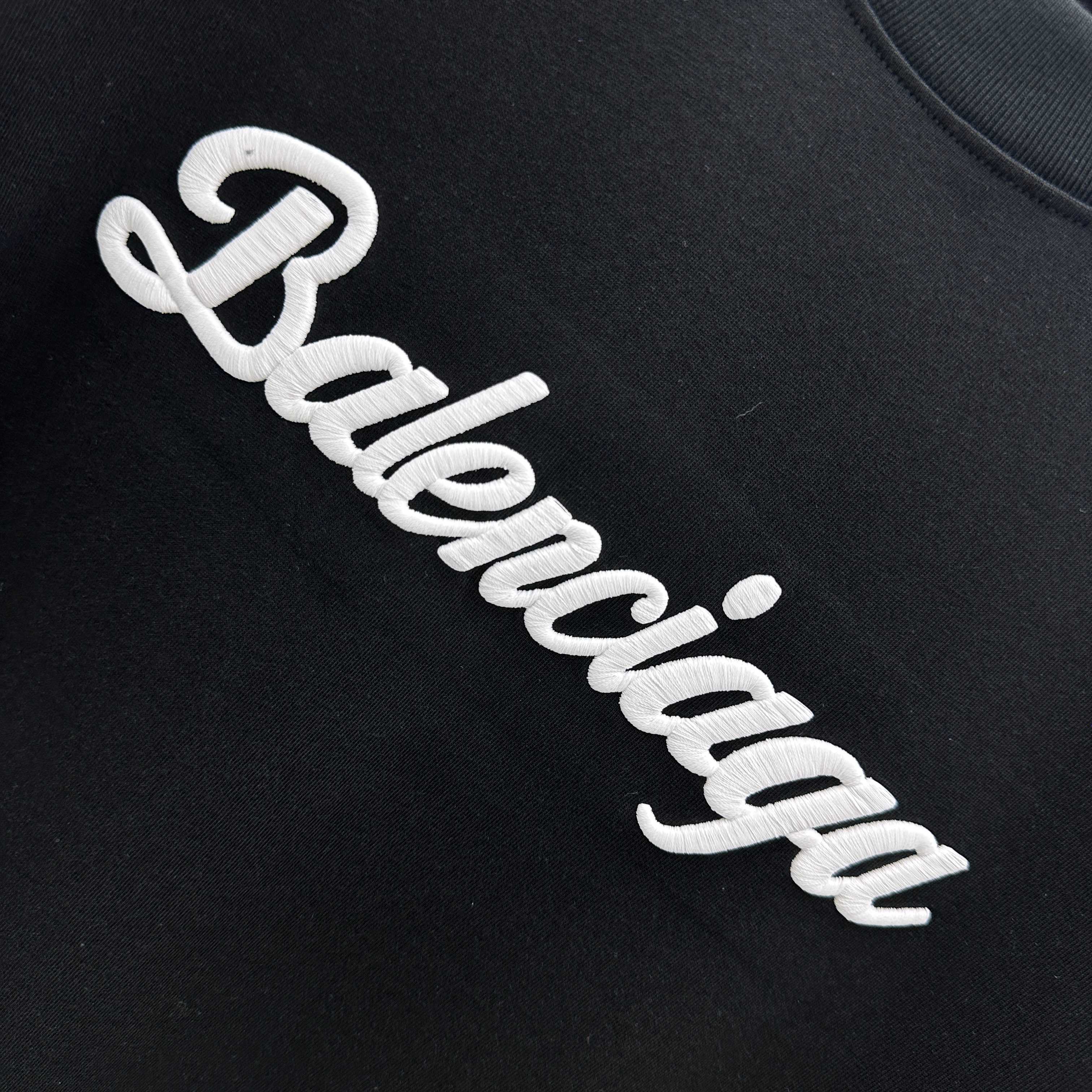 BALENCIAGA T-SHIRT