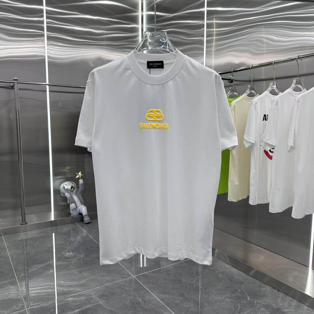 BALENCIAGA T-SHIRT