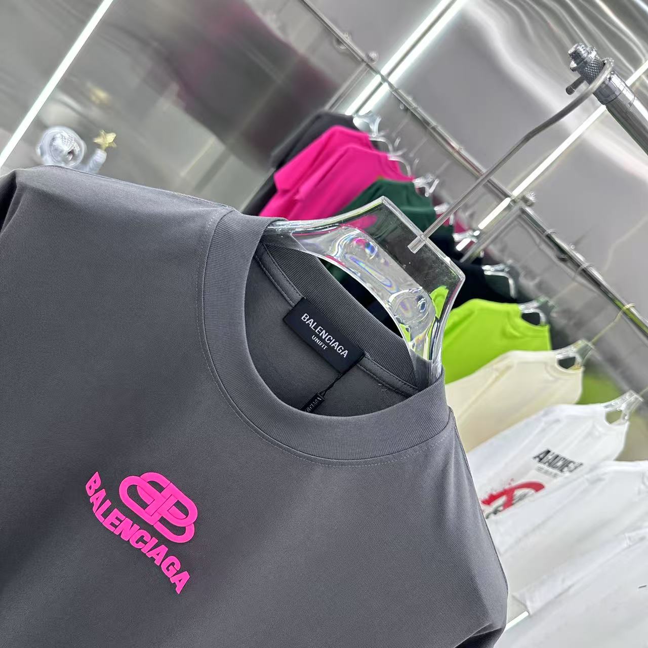 BALENCIAGA T-SHIRT