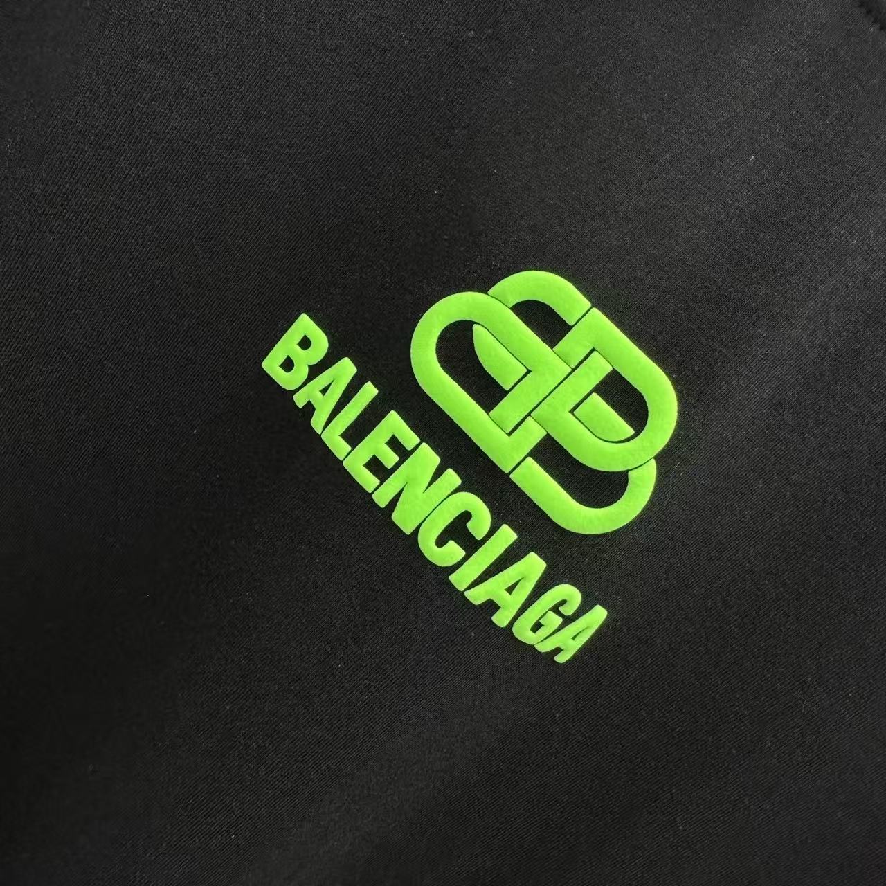 BALENCIAGA T-SHIRT