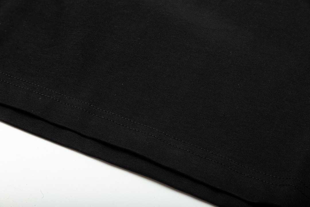LV T-SHIRT