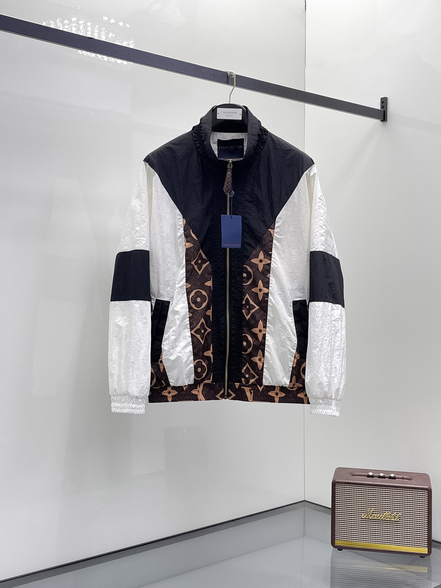 LV