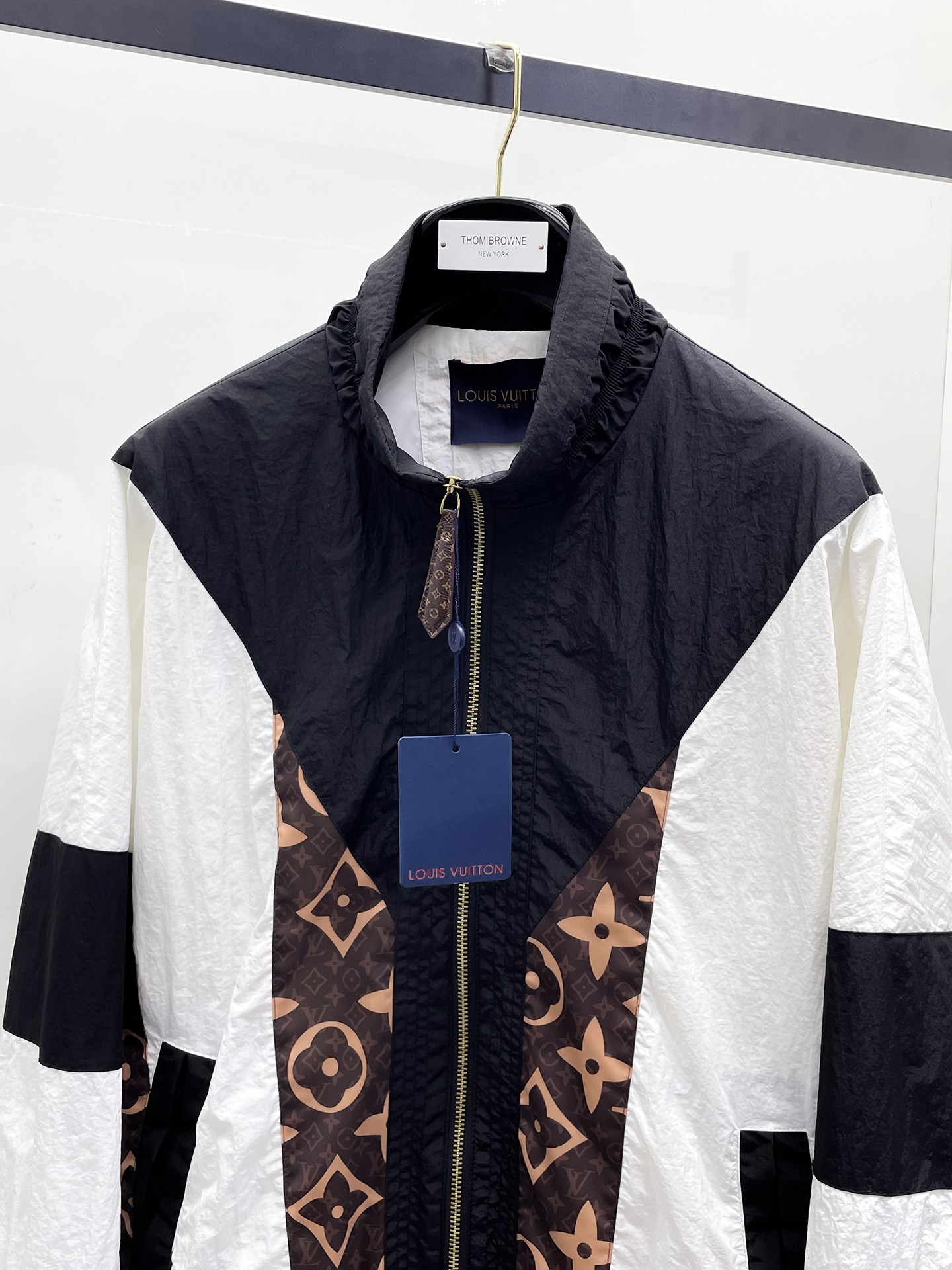 LV