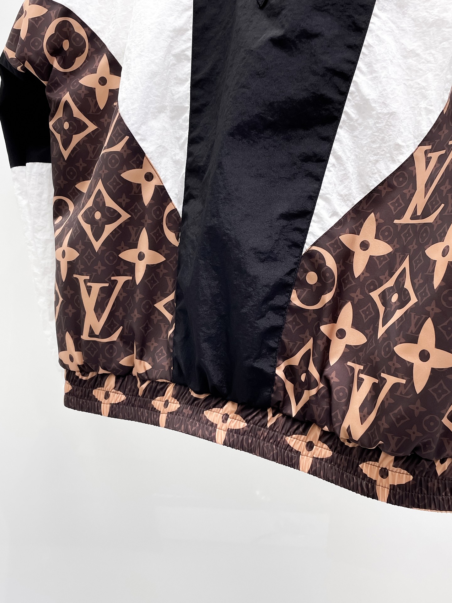 LV