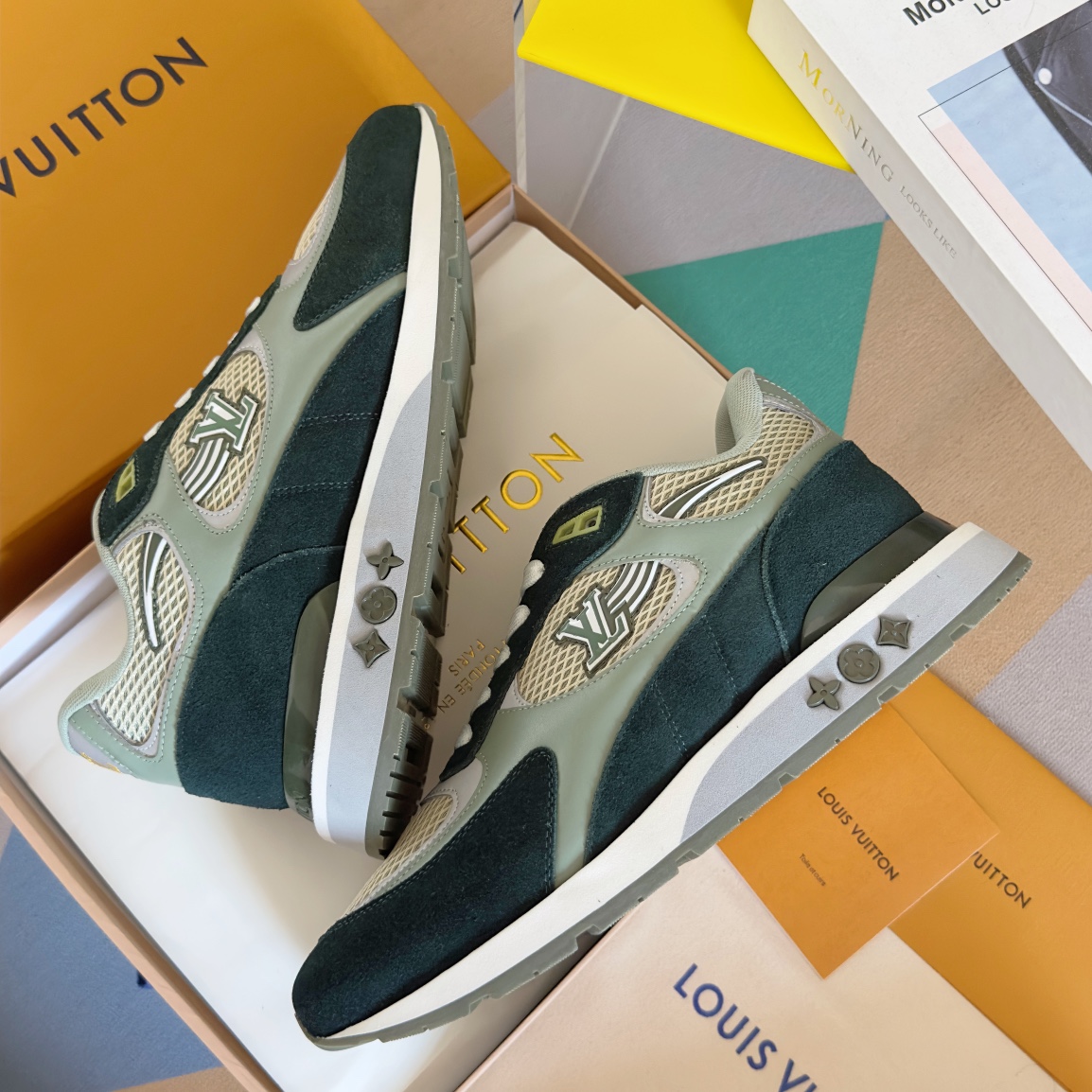 LV RUN AWAY