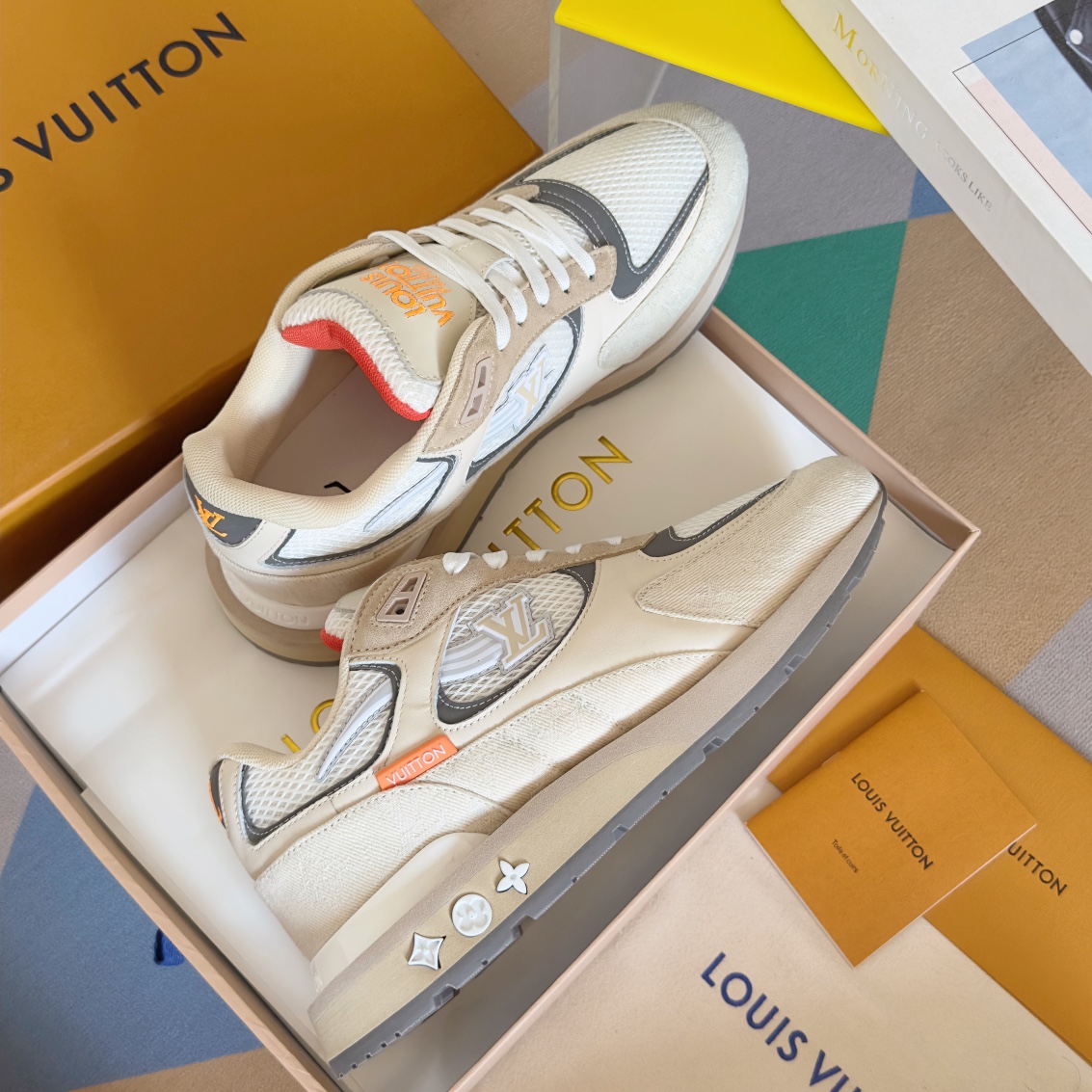 LV RUN AWAY
