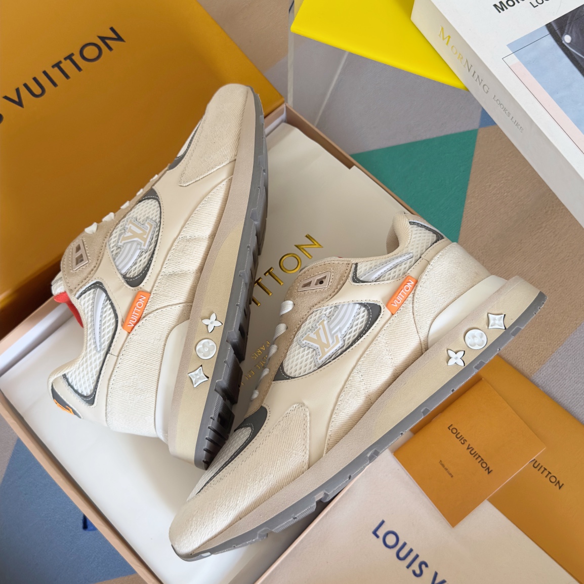 LV RUN AWAY