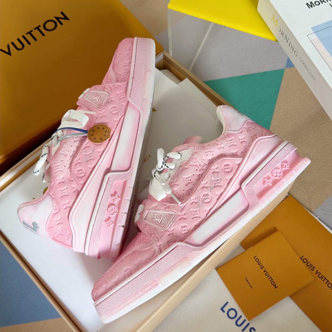 LOUIS VUITTON TRAINERS