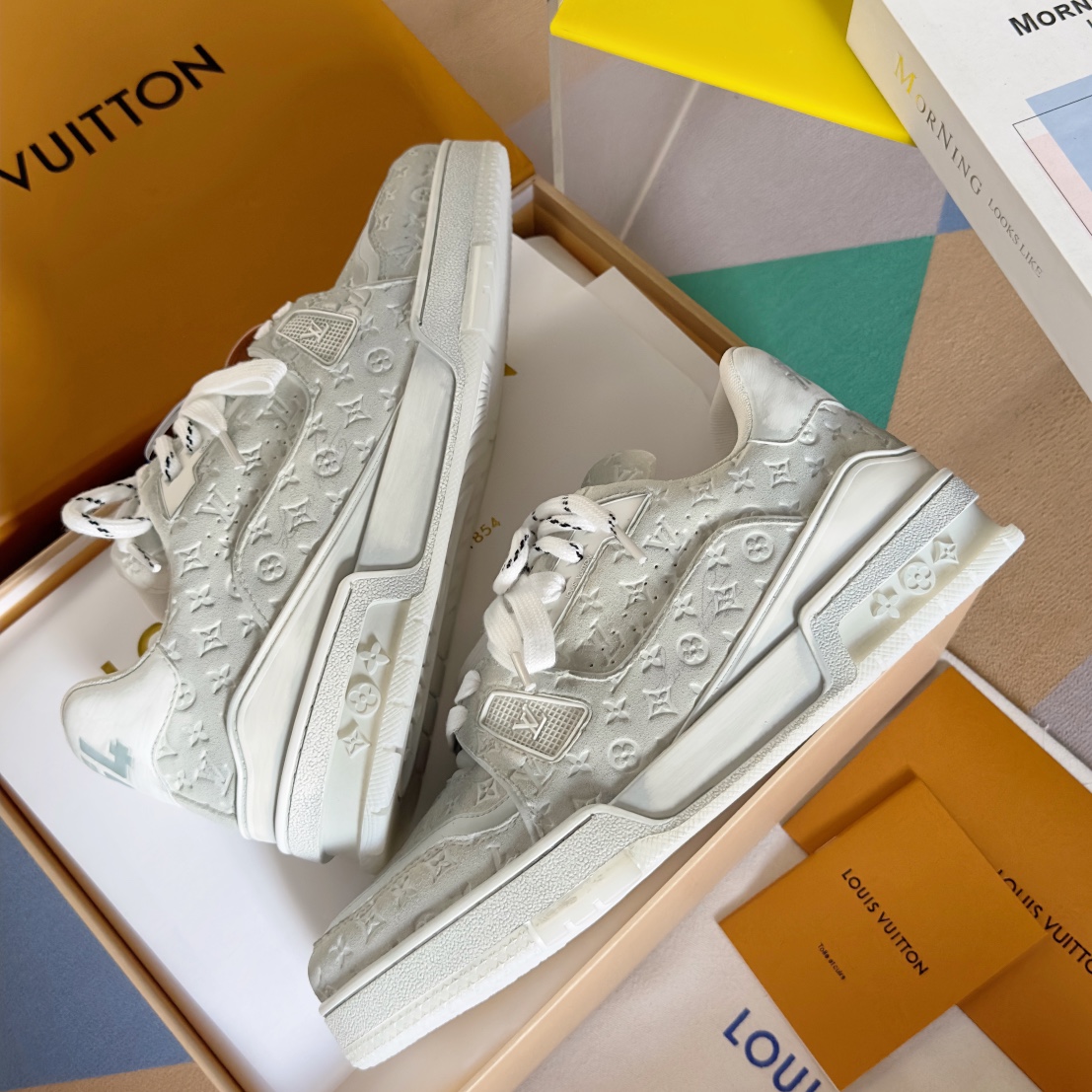 LOUIS VUITTON TRAINERS