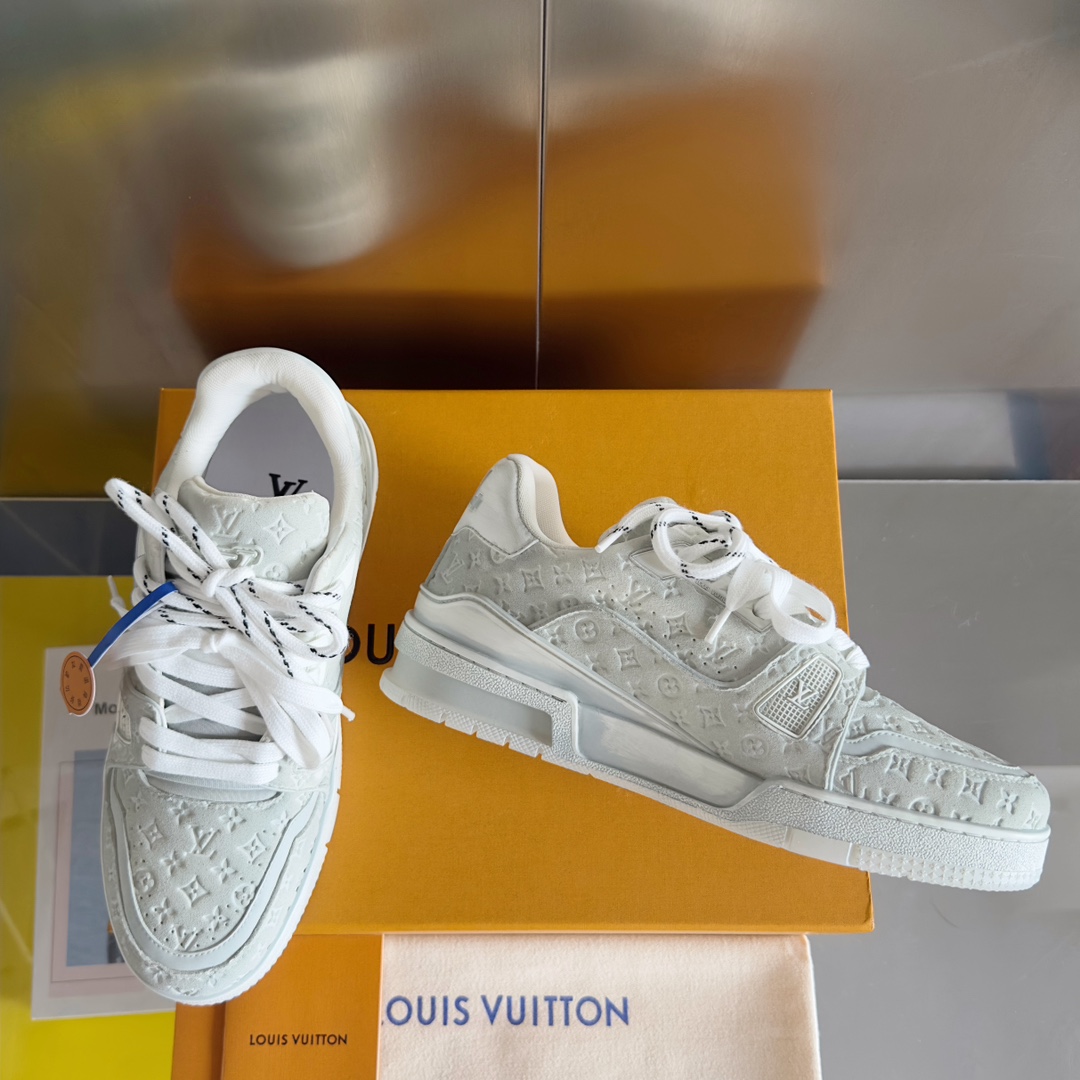 LOUIS VUITTON TRAINERS