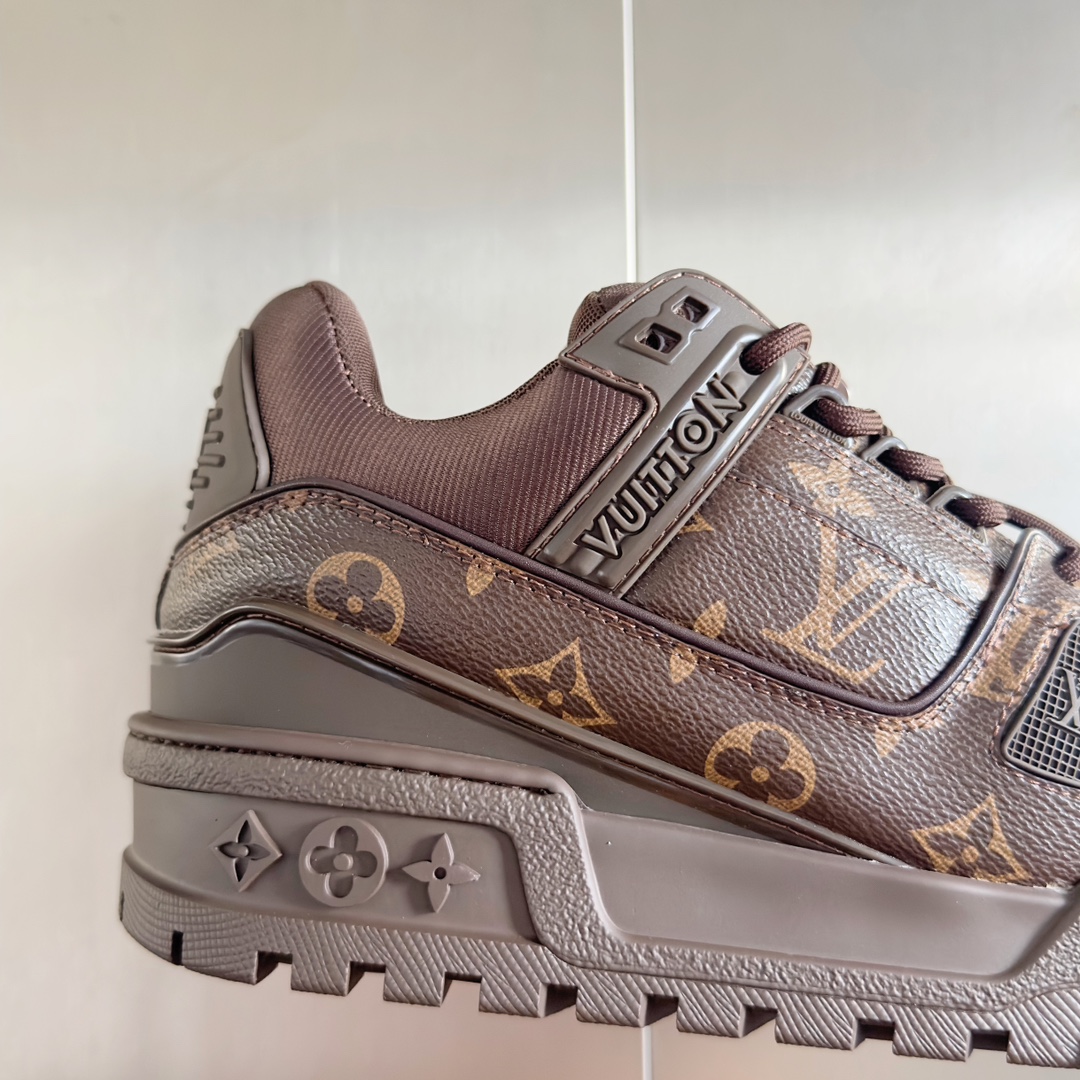 LV Trainer Maxi