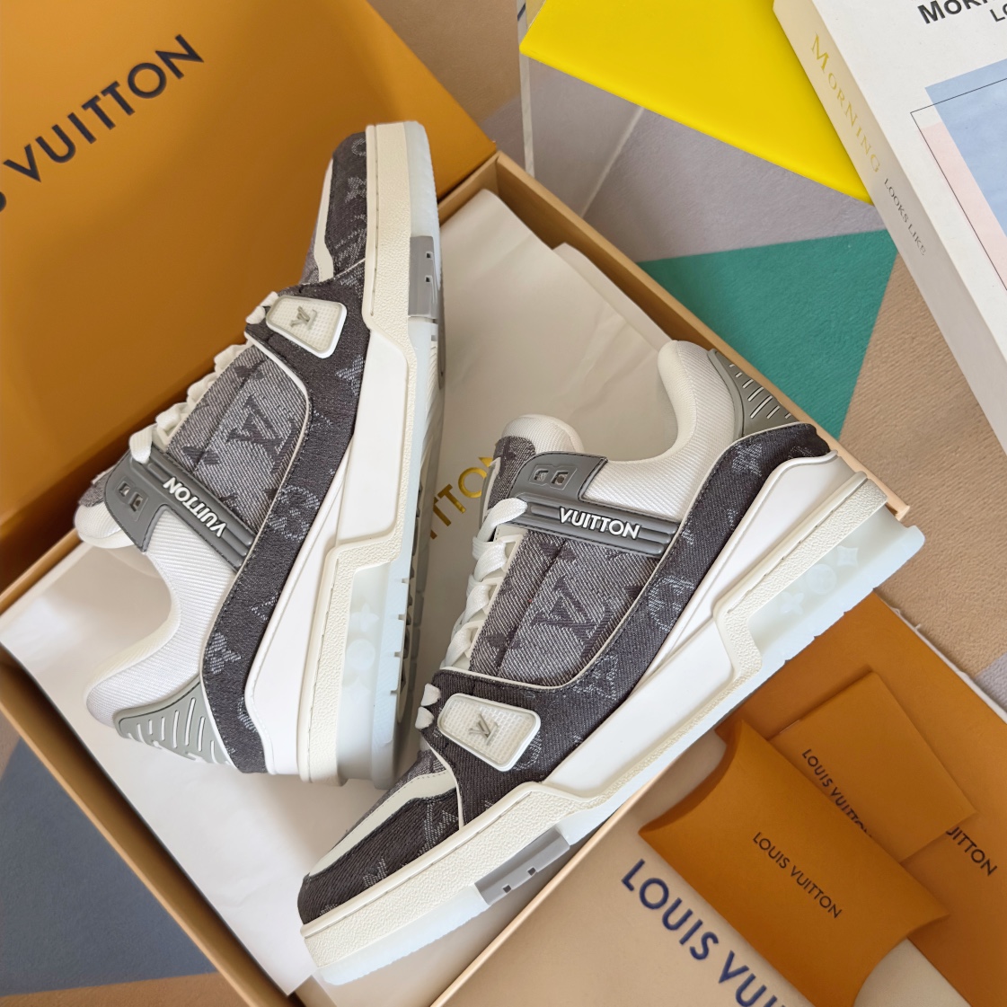 LOUIS VUITTON TRAINERS