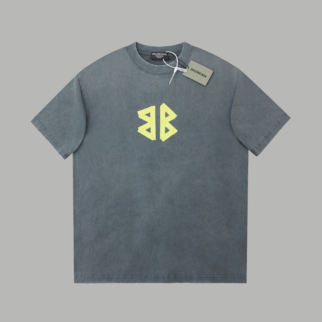 BALENCIAGA T-SHIRT