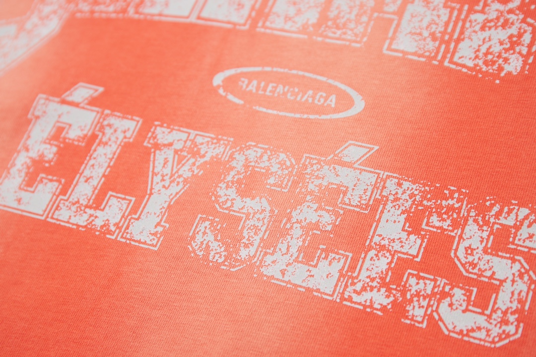 BALENCIAGA T-SHIRT