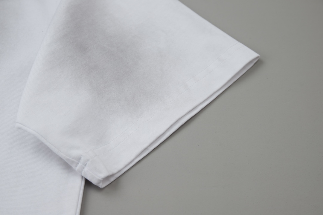 BALENCIAGA T-SHIRT