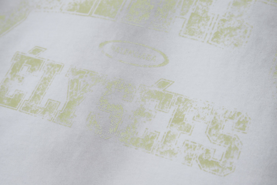 BALENCIAGA T-SHIRT
