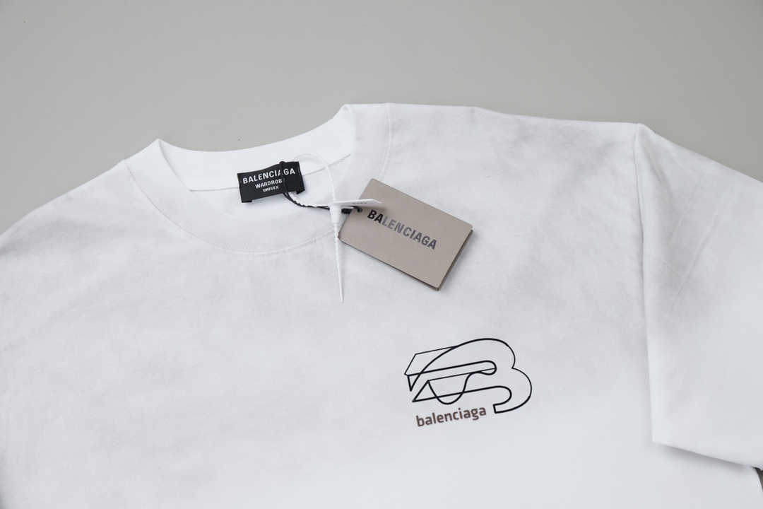 BALENCIAGA T-SHIRT