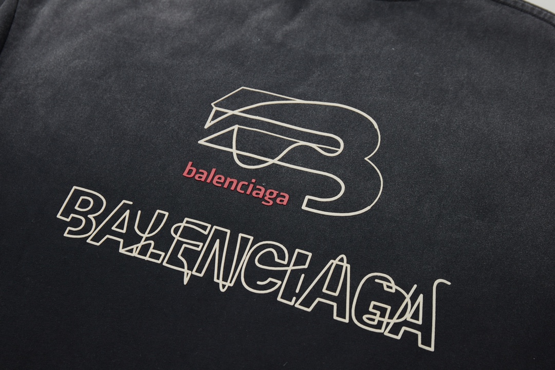 BALENCIAGA T-SHIRT