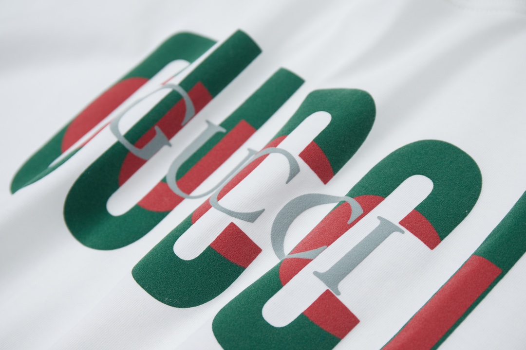 GUCCI T-SHIRT