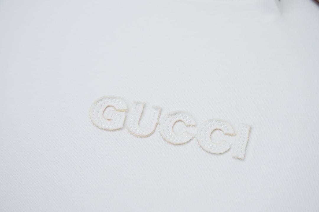 GUCCI T-SHIRT