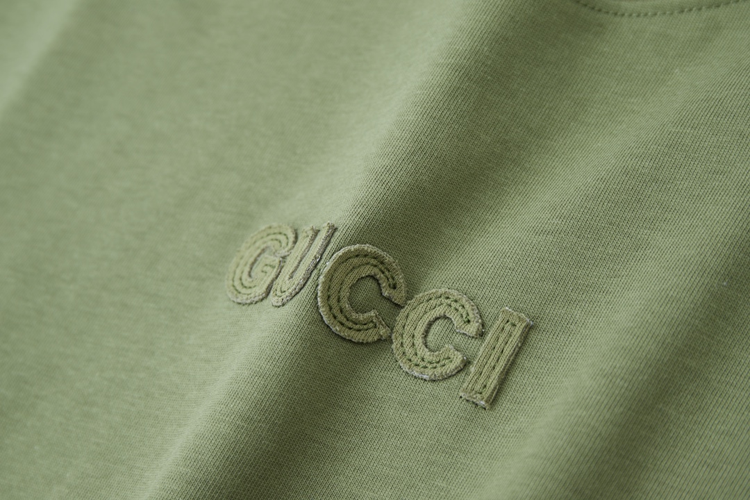 GUCCI T-SHIRT