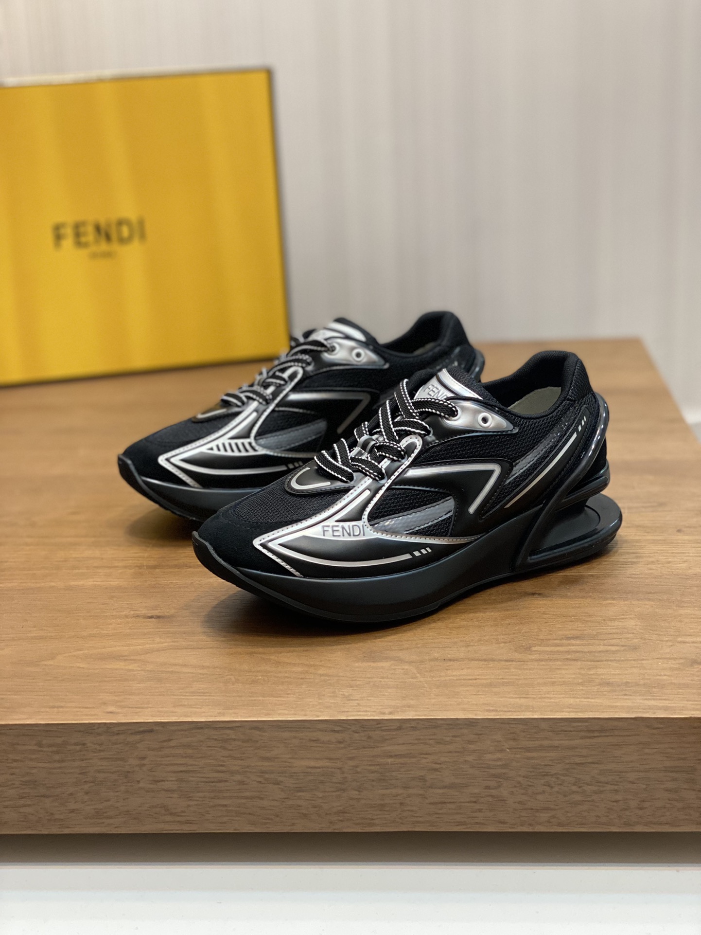 FENDI SHOES 