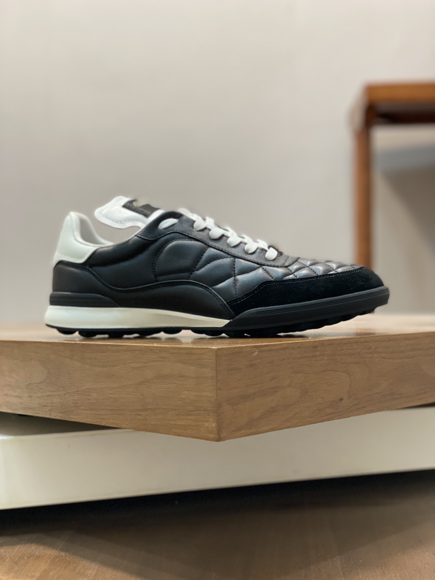 CHANEL SNEAKERS 