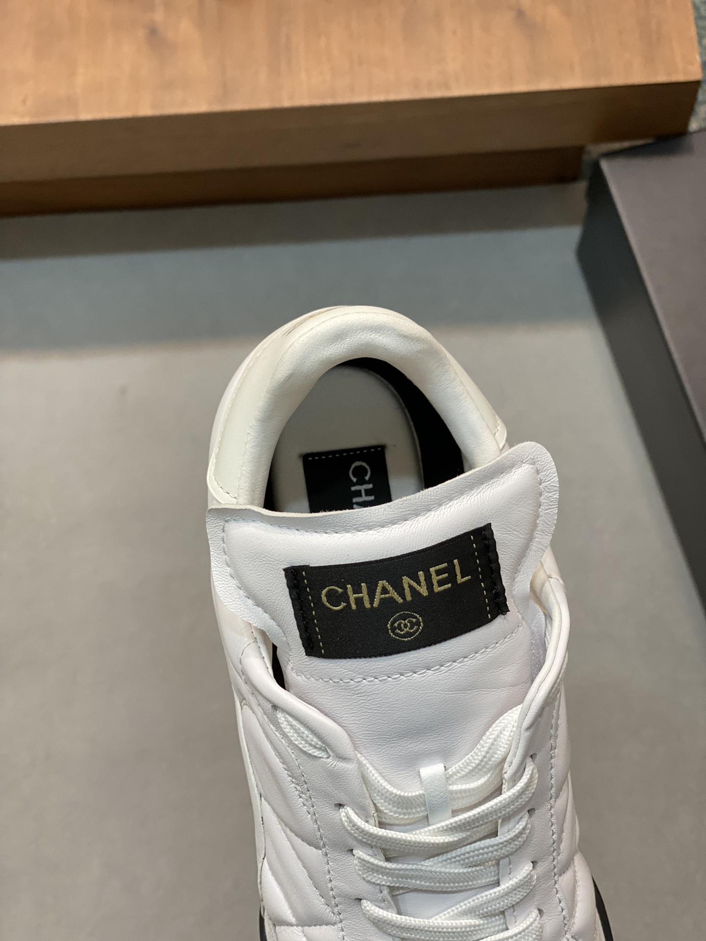 CHANEL SNEAKERS 