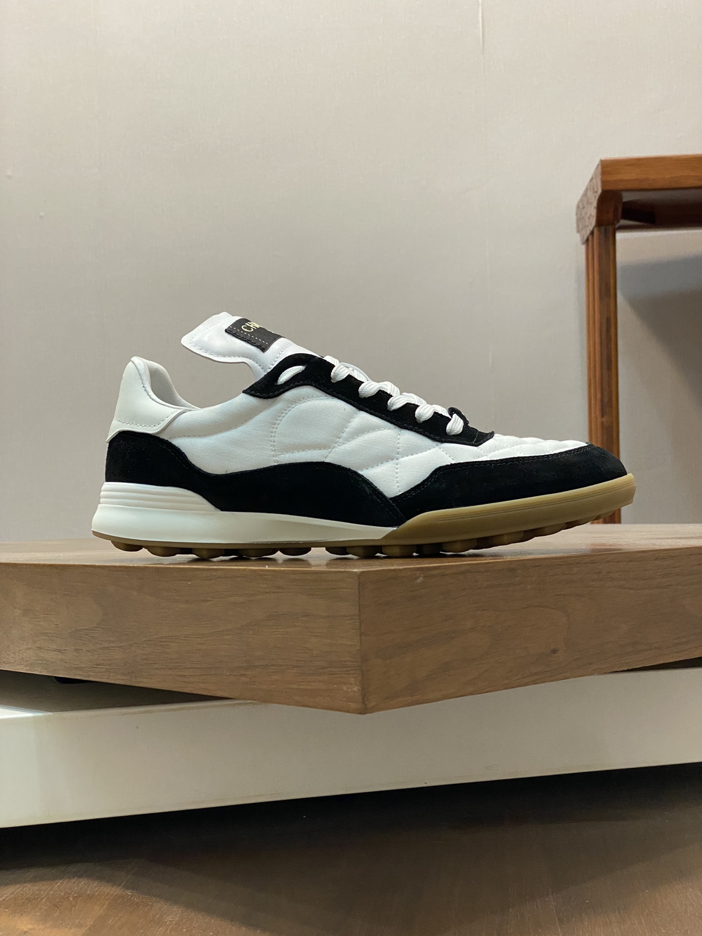 CHANEL SNEAKERS 