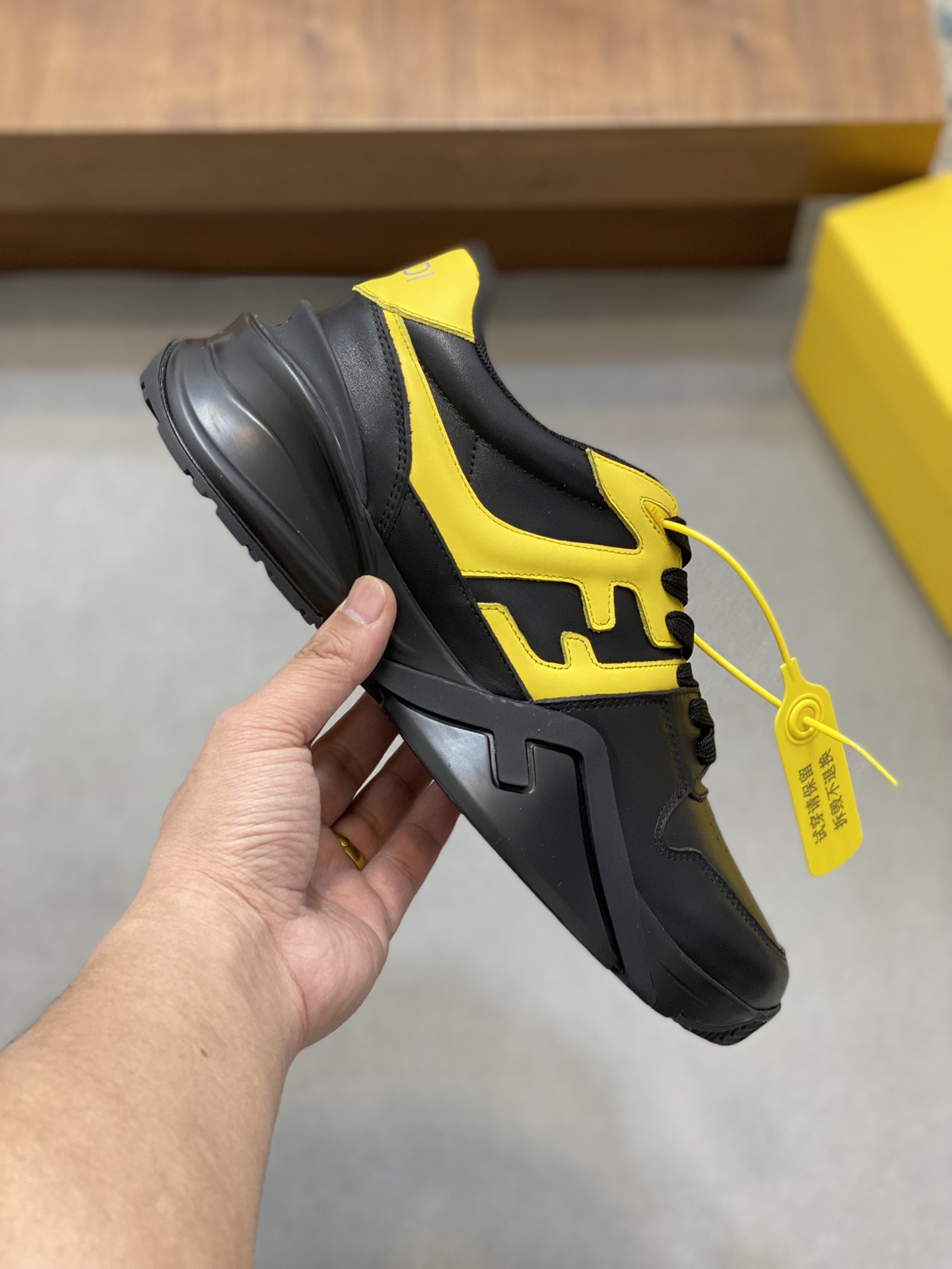 FENDI SHOES 