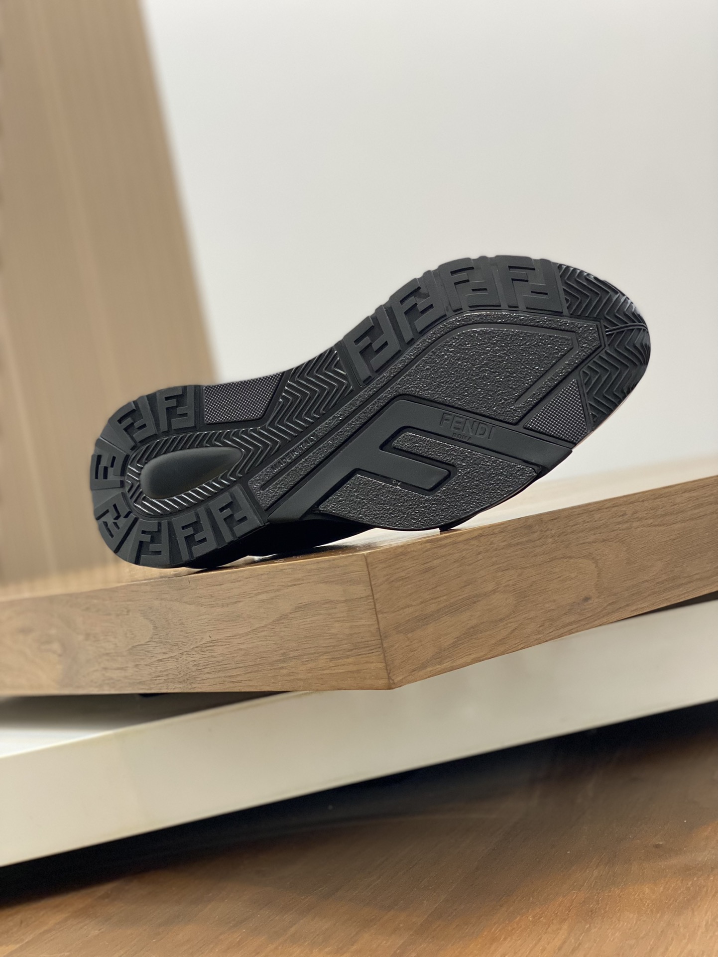 FENDI SHOES 