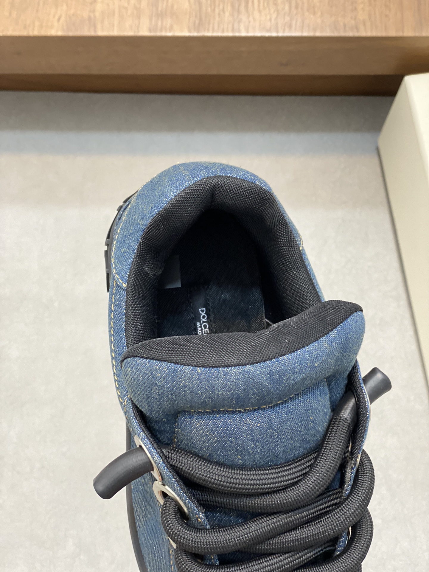 D&G SNEAKERS 